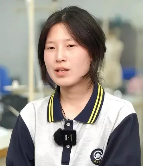 17岁中专女生姜萍：数学领域的闪耀之星，被各大名校关注